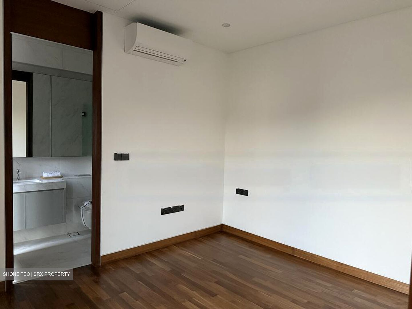 Whitley Road (D11), Terrace #480532631